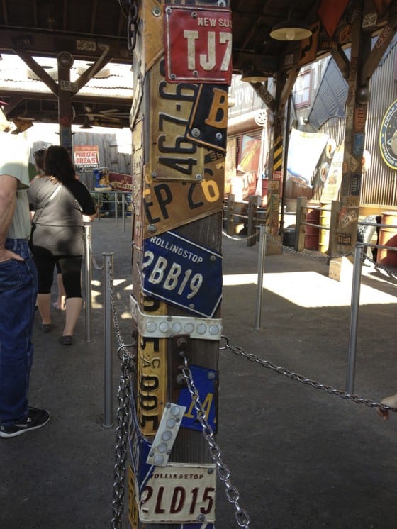 license plates carsland disneyland