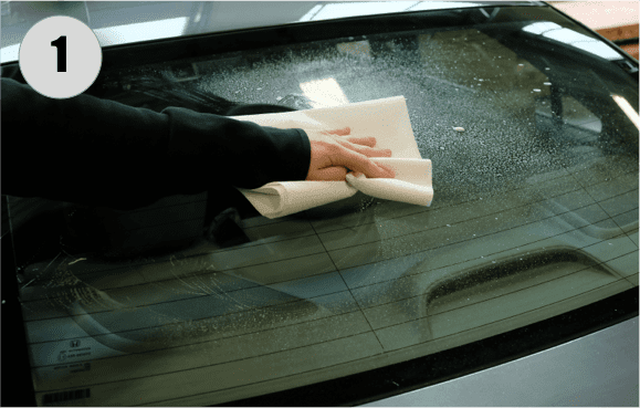 Cleaning window